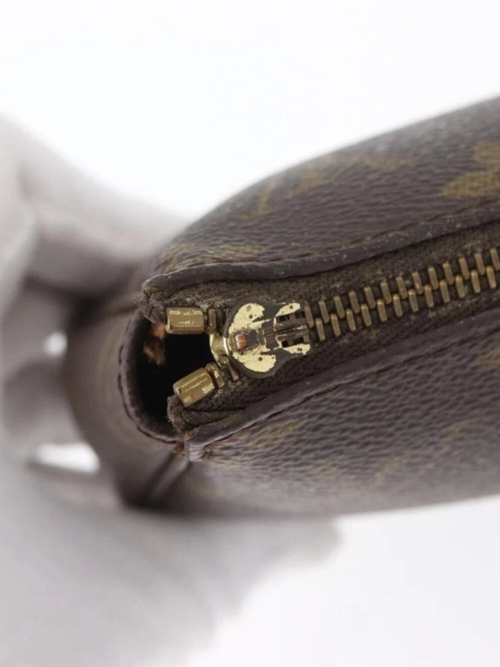 LOUIS VUITTON Monogram Pochette Accessoires Pouch M51980 LV Auth 172877 - Picture 8 of 16